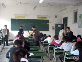 2009年度第一次全国初级商务策划师考试在我院成功举行