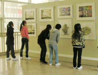 院艺术设计系成功举办首届师生作品展