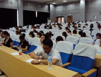 荣事达集团到我院举行校企合作报告会