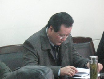 学院举行党委中心组扩大学习会议