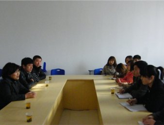 学院领导赴动画企业与顶岗实习学生座谈