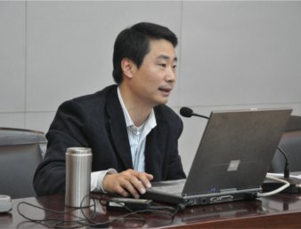 学院举行学习贯彻胡锦涛“七一”讲话精神专题报告会