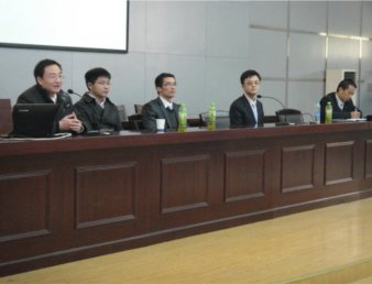院政法部举办优秀毕业生讲座