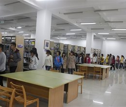 学院图书馆开展2013级新生文献检索培训工作