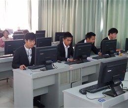 工商管理系“卖场销售与管理”竞赛初赛顺利举行