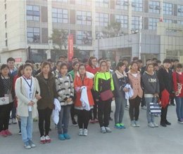 Students Joining SF Express Service to support “11.11” Business Peak