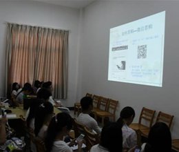 院图书馆举行学生读者文献荐购会议