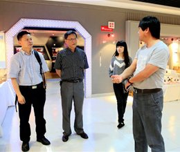 南京信息职业技术学院一行来我院艺术设计系参观交流