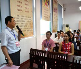 走进道德讲堂　服务社区居民——工商管理系开展党员进社区活动