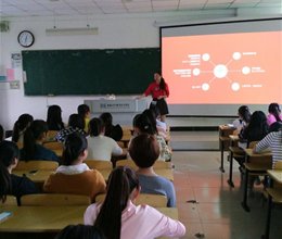 财务金融系顺利举办学生资助政策宣讲“两节课”活动