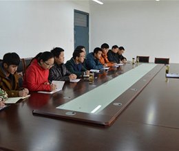 院领导联系工商管理系 “四个一” 师生开展交流座谈会