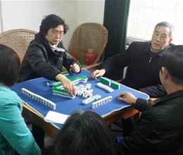 院退教协举办离退休老同志麻将比赛