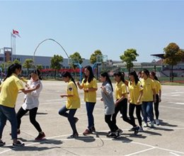 我系学生在学院第十四届体育运动会田径项目比赛中取得佳绩