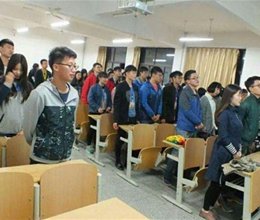 纪念长征胜利，弘扬长征精神